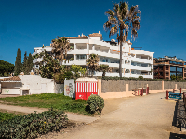 LUXUSNÍ BYT-PUERTO BANUS,Marbella