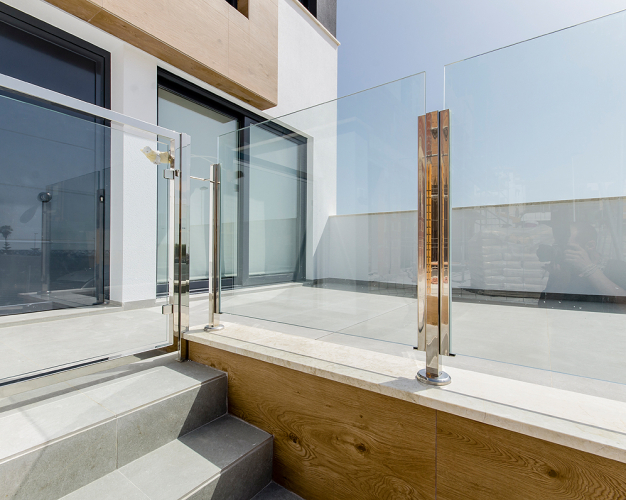 LUXUSNÍ VILLA-GUARDAMAR,oblast Alicante
