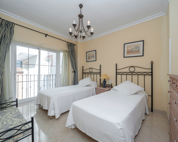 LUXUSNÍ BYT-PUERTO BANUS,Marbella