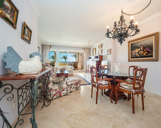 LUXUSNÍ BYT-PUERTO BANUS,Marbella