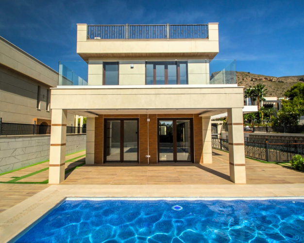 LUXUSNÍ VILLA-FINESTRAT