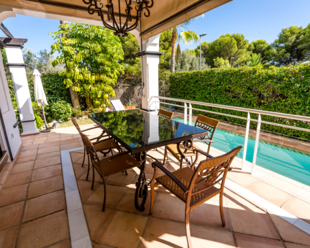 MEGA LUXUSNÍ VILLA-MARBELLA