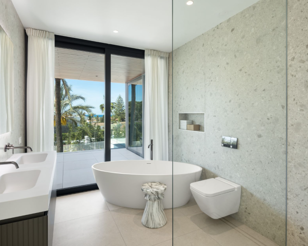 MEGA LUXUSNÍ VILLA-MARBELLA