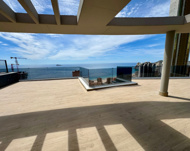 MEGA LUXUSNÍ PENTHOUSE V SAKURA TOWER-BENIDORM
