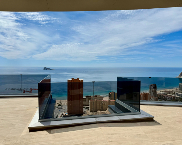 MEGA LUXUSNÍ PENTHOUSE V SAKURA TOWER-BENIDORM