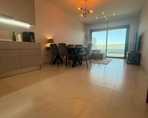 LUXUSNÍ BYT V SUNSET CLIFFS-BENIDORM