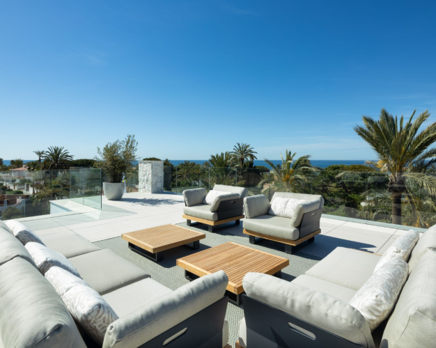 MEGA LUXUSNÍ VILLA-MARBELLA