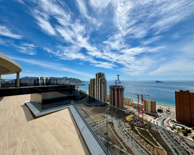 MEGA LUXUSNÍ PENTHOUSE V SAKURA TOWER-BENIDORM
