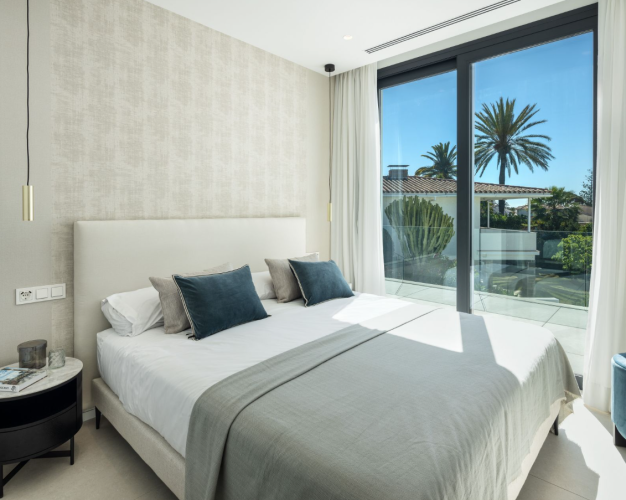 MEGA LUXUSNÍ VILLA-MARBELLA