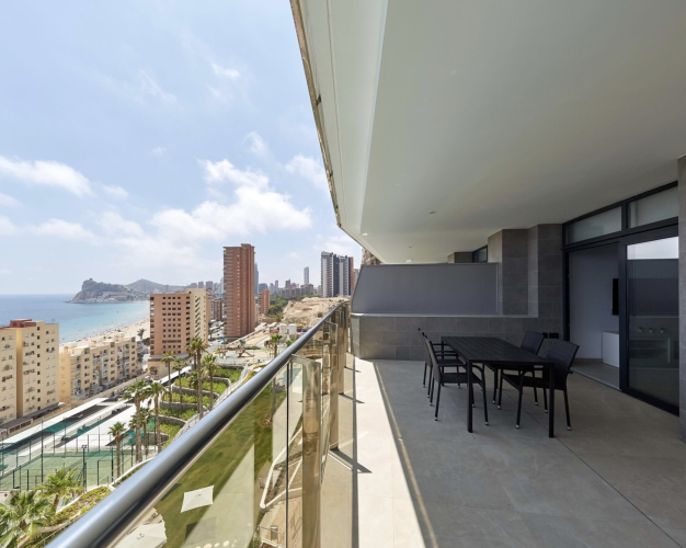 LUXUSNÍ BYT V SUNSET CLIFFS-BENIDORM