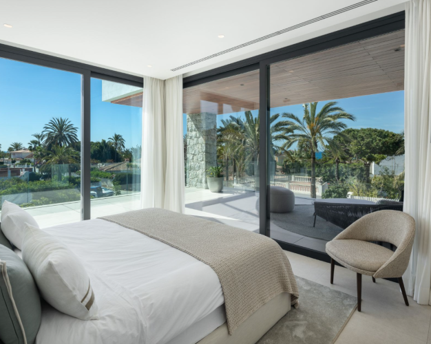 MEGA LUXUSNÍ VILLA-MARBELLA