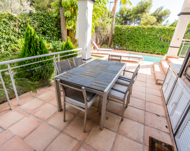 MEGA LUXUSNÍ VILLA-MARBELLA