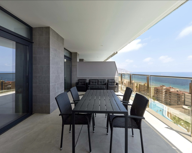 LUXUSNÍ BYT V SUNSET CLIFFS-BENIDORM