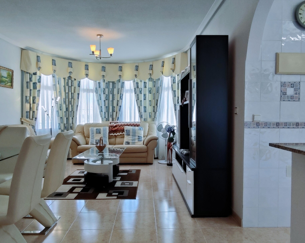 LUXUSNÍ VILLA-VILLAMARTIN,oblast Alicante