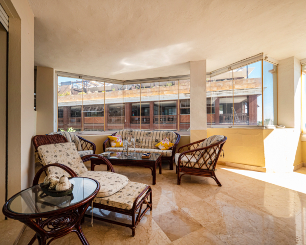 LUXUSNÍ BYT-PUERTO BANUS,Marbella