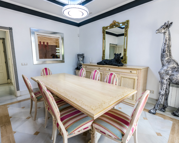 MEGA LUXUSNÍ VILLA-MARBELLA