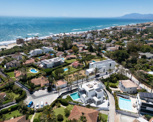 MEGA LUXUSNÍ VILLA-MARBELLA