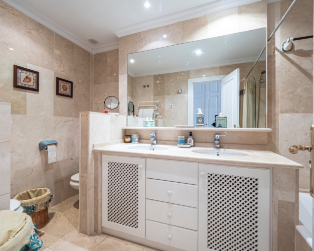 LUXUSNÍ BYT-PUERTO BANUS,Marbella