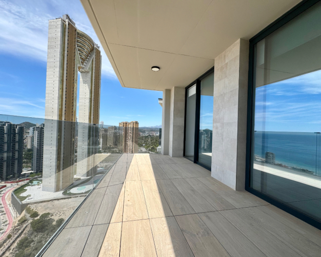 MEGA LUXUSNÍ PENTHOUSE V SAKURA TOWER-BENIDORM