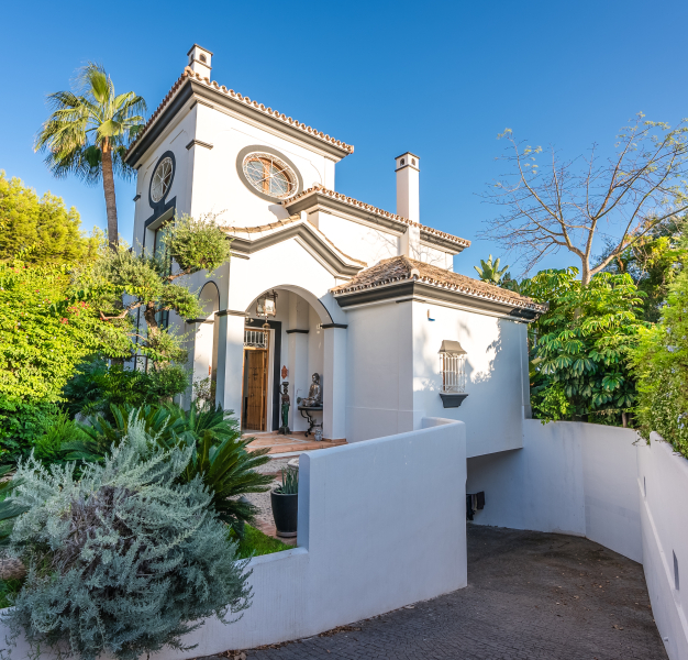 MEGA LUXUSNÍ VILLA-MARBELLA